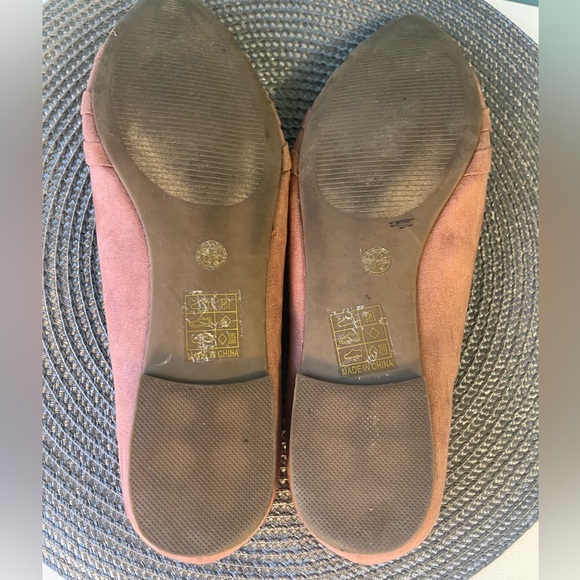 Journee Dusty Rose Suede Criss-Cross Flats - Picture 8 of 8